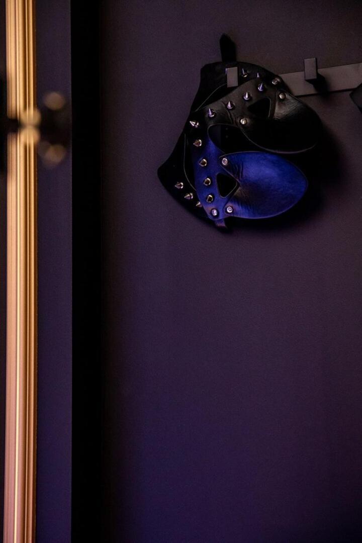 No Limits House - Bdsm Glamour Апартаменти Варшава